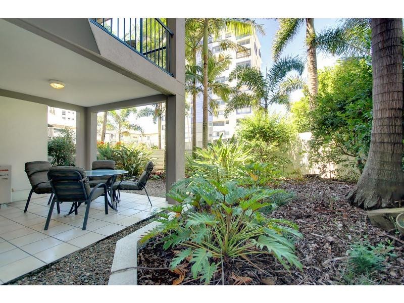 Unit 102/65 First Avenue, Mooloolaba QLD 4557