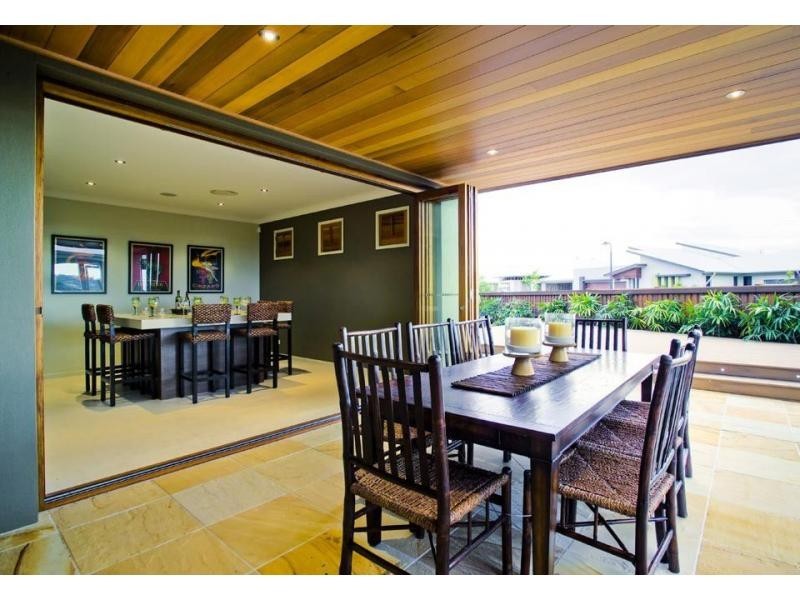 17 Ponytail Circuit, Mountain Creek QLD 4557