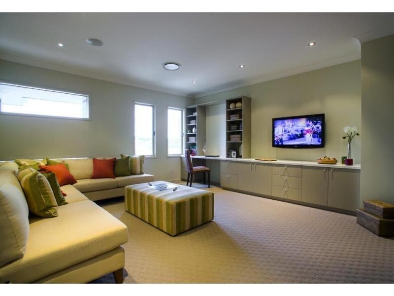 17 Ponytail Circuit, Mountain Creek QLD 4557