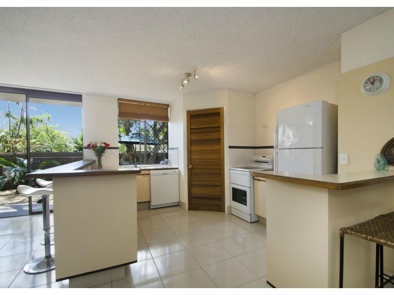 2/143-145 Bundilla Boulevard, Mountain Creek QLD 4557