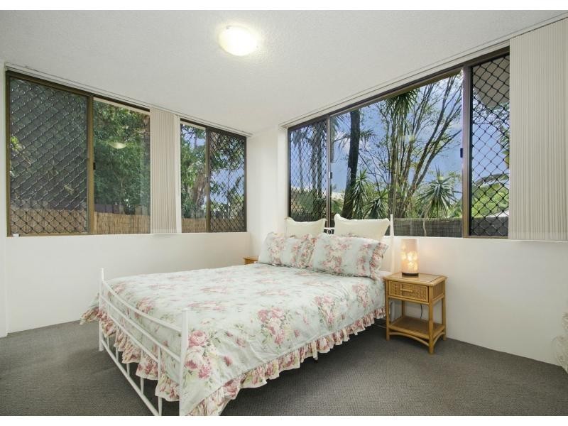 2/143-145 Bundilla Boulevard, Mountain Creek QLD 4557