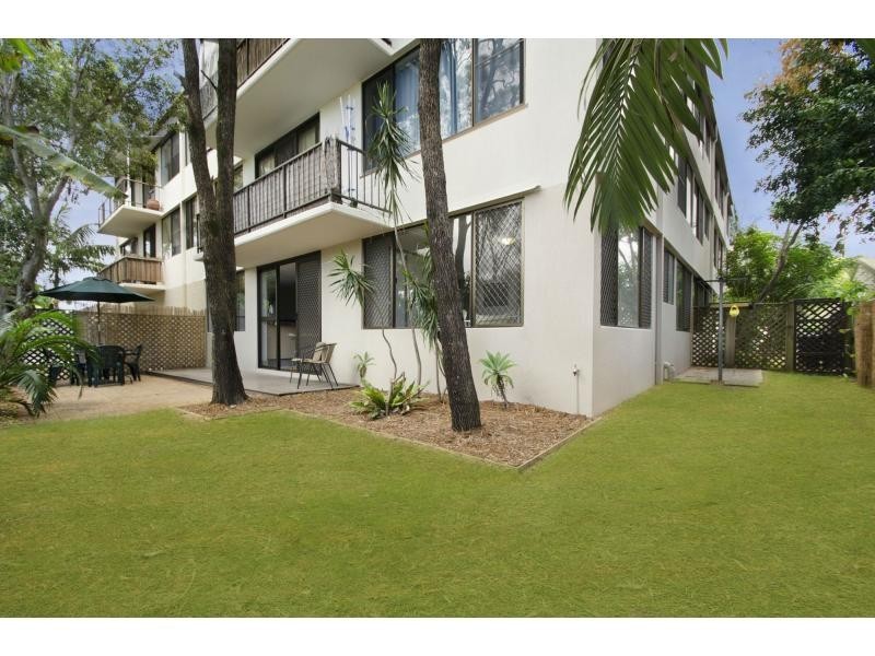 2/143-145 Bundilla Boulevard, Mountain Creek QLD 4557