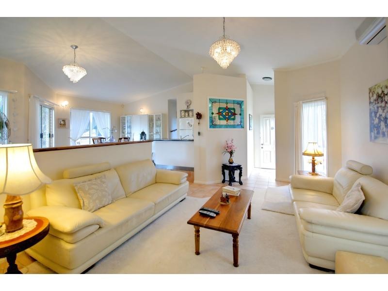 16 Careela Street, Mooloolaba QLD 4557