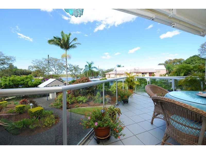 4/71 Bradman Avenue, Maroochydore QLD 4558