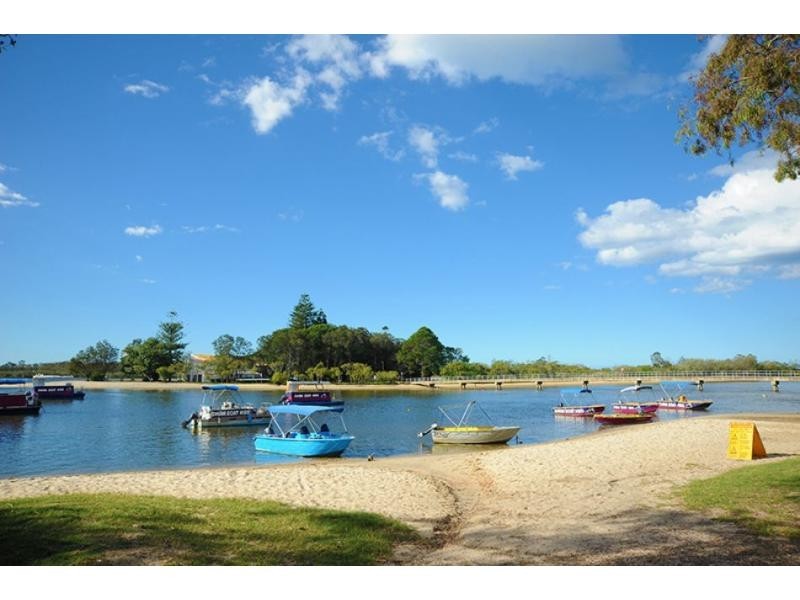 4/71 Bradman Avenue, Maroochydore QLD 4558