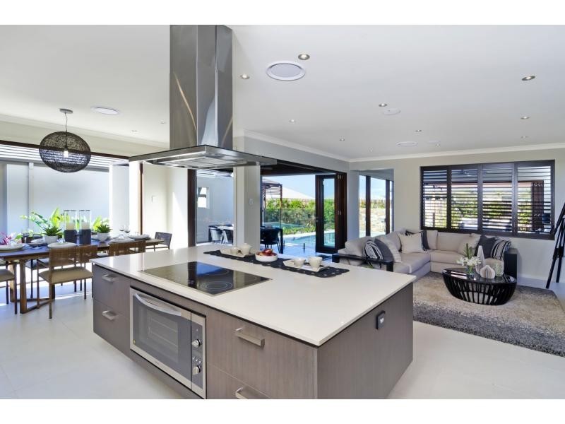 5 Yellow Fin Circuit, Mountain Creek QLD 4557
