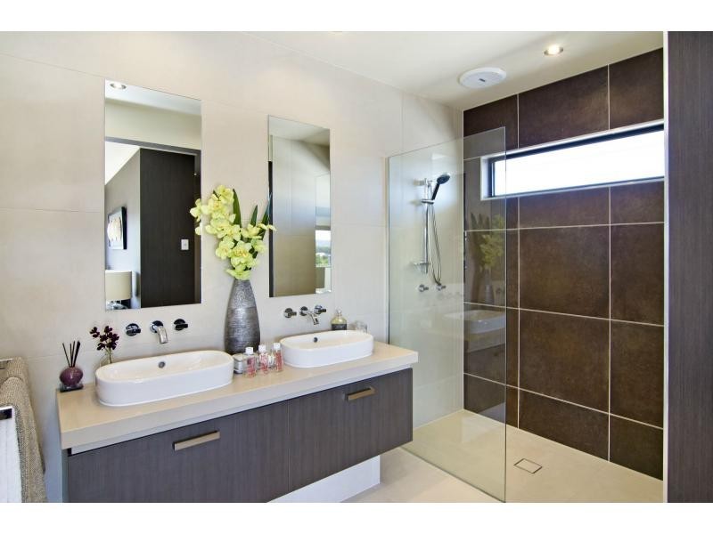 5 Yellow Fin Circuit, Mountain Creek QLD 4557