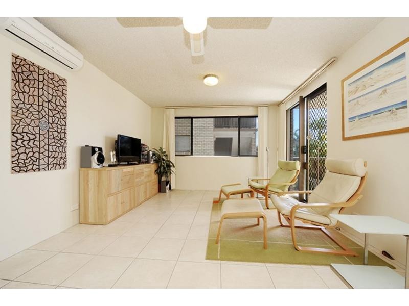 2/91 Iluka Avenue, Buddina QLD 4575