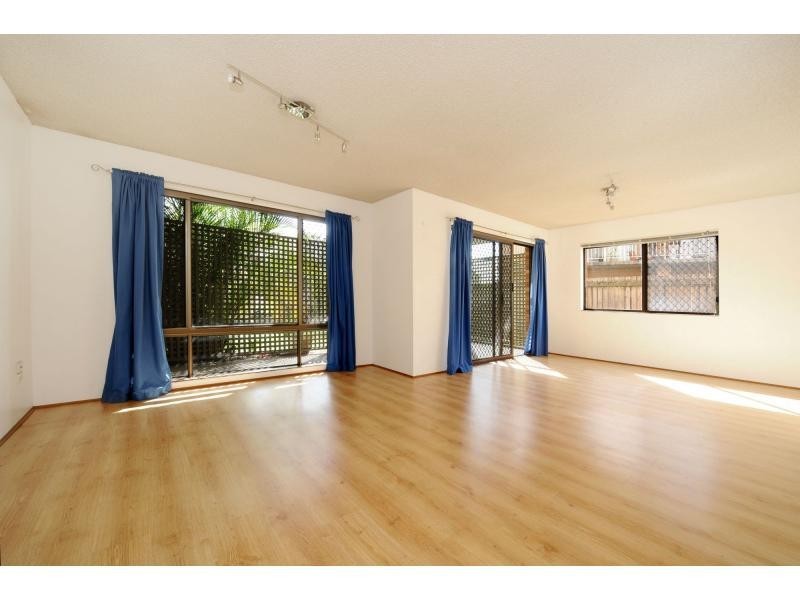 3/17 Akeringa Place, Mooloolaba QLD 4557