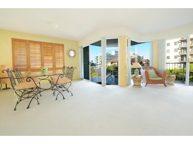 10/20-22 Burnett Street, Mooloolaba QLD 4557