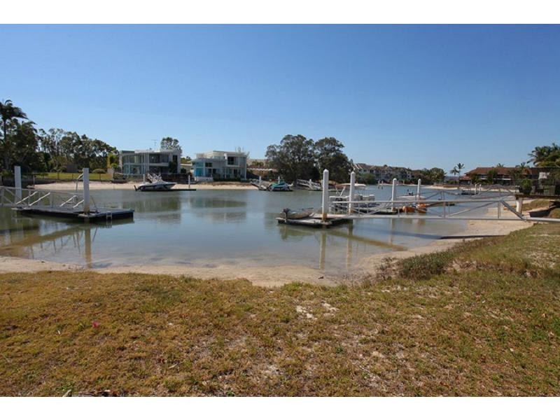 1 Awoonga Court, Mooloolaba QLD 4557