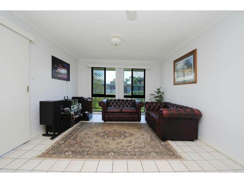 4 Ocean View Avenue, Mooloolaba QLD 4557