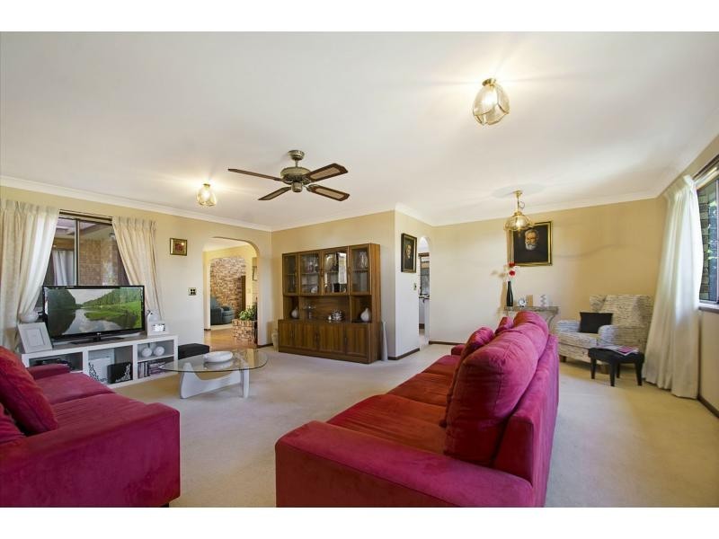 10 Monteray Street, Mountain Creek QLD 4557