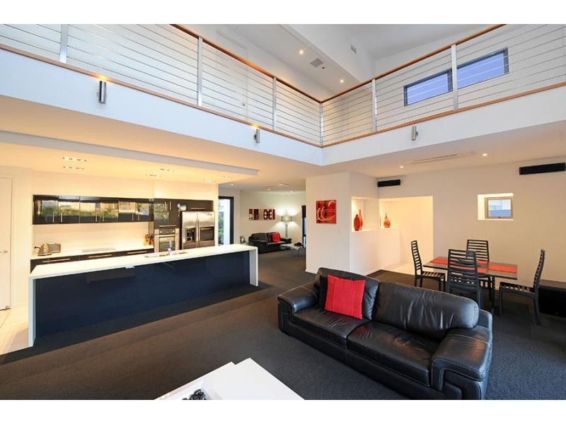 38 Brentwood Avenue, Mooloolaba QLD 4557