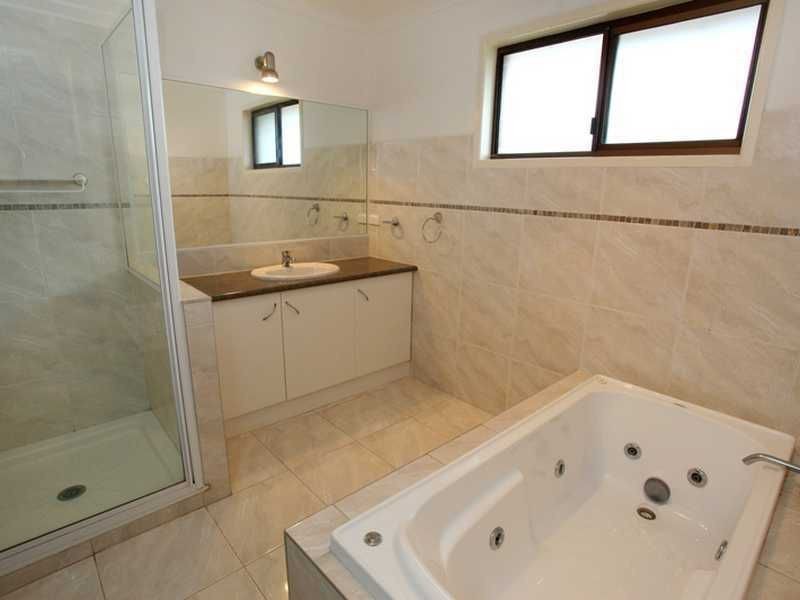 28 Jarrah Street, Minyama QLD 4575