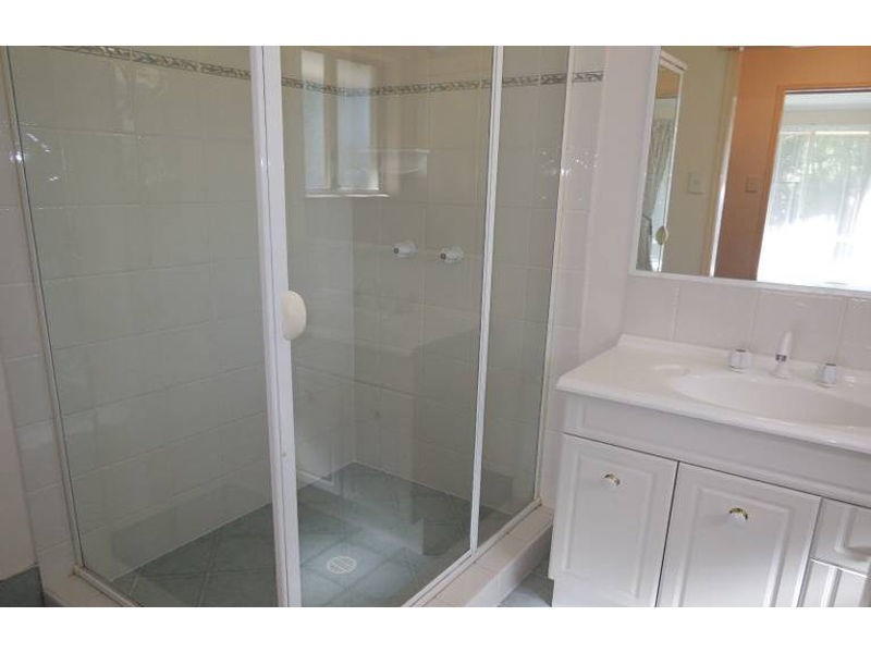 40 Wattlebird Drive, Twin Waters QLD 4564