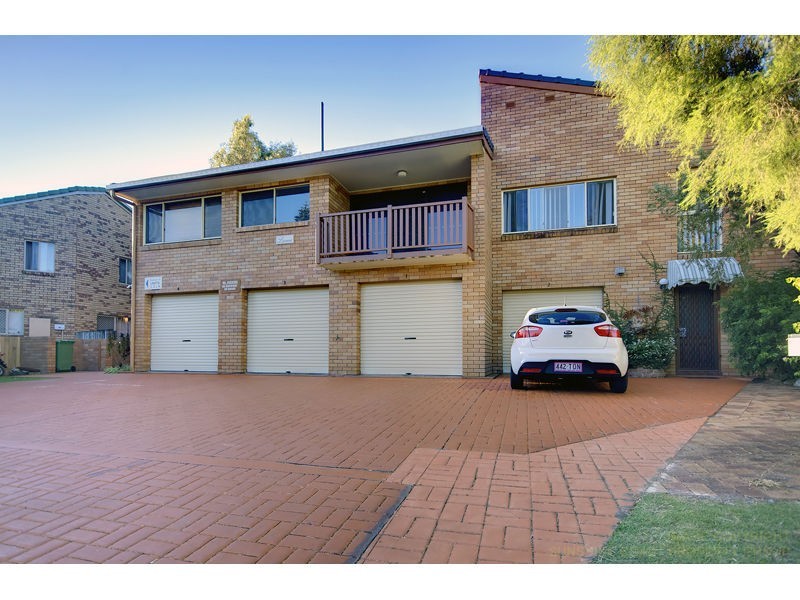 Unit 4/7 Yallanga Place, Mooloolaba QLD 4557