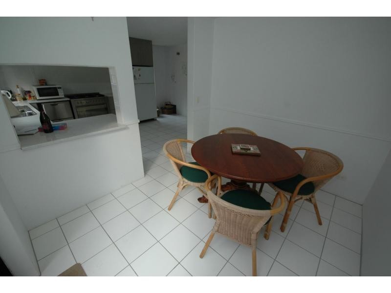 10 Lentara Crescent, Mooloolaba QLD 4557