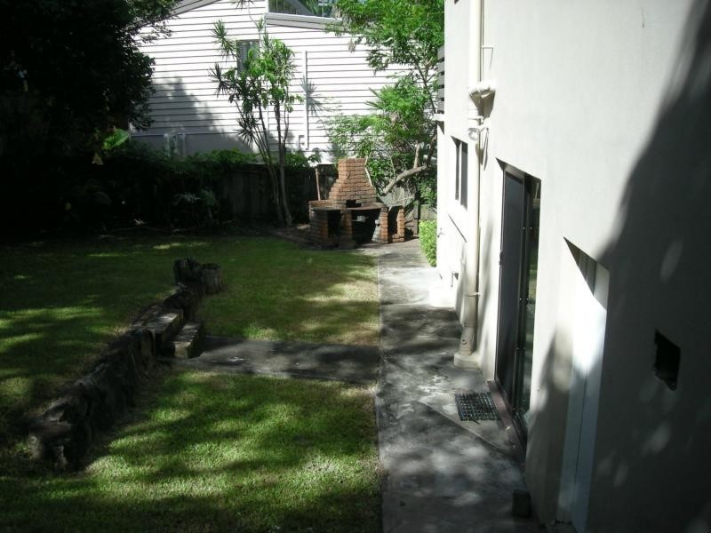 10 Lentara Crescent, Mooloolaba QLD 4557