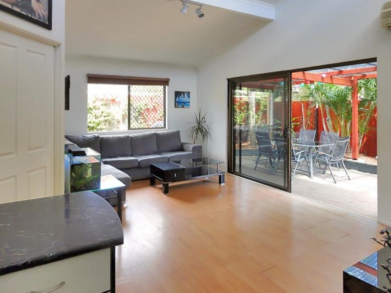 Unit 10/87 ‘Villas Cove’ Bundilla Boulevard, Mountain Creek QLD 4557