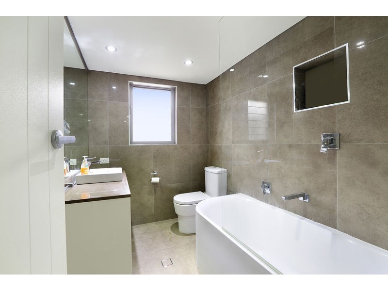 9 Culbara Street, Mooloolaba QLD 4557