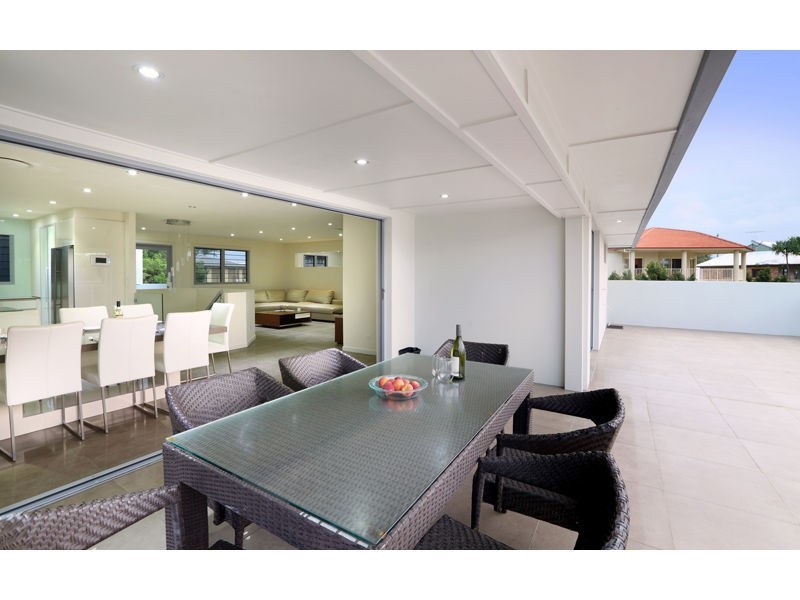 9 Culbara Street, Mooloolaba QLD 4557