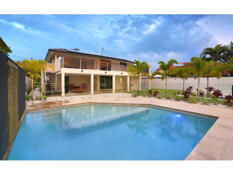 9 Culbara Street, Mooloolaba QLD 4557