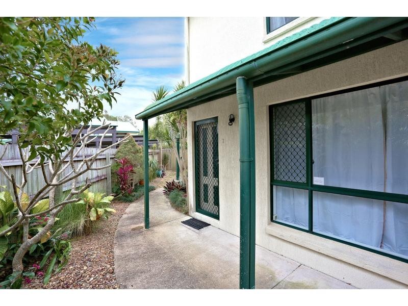 2/32 Lows Drive, Pacific Paradise QLD 4564