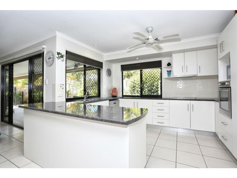 13 Sauger Court, Mountain Creek QLD 4557