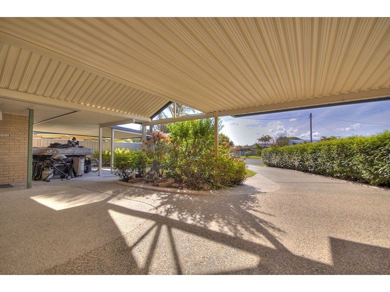 9 Arilpa Street, Warana QLD 4575