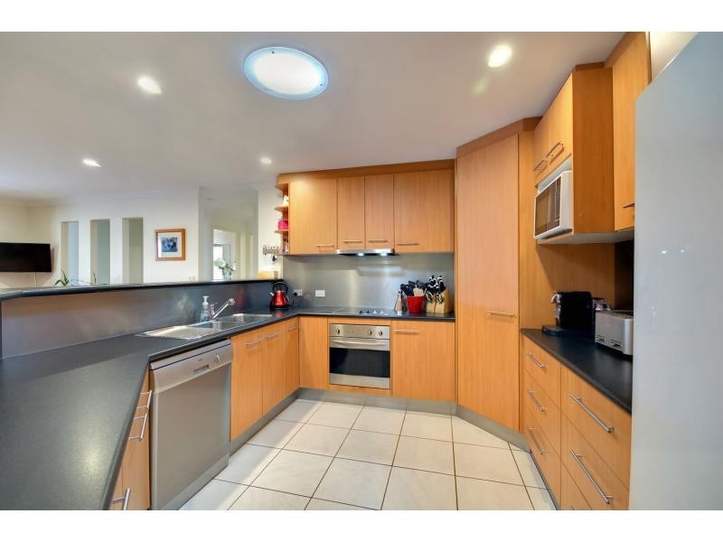 44 Sailfish Drive, Mountain Creek QLD 4557