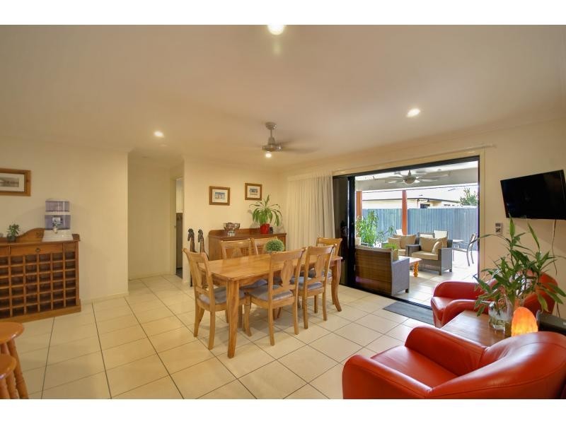 44 Sailfish Drive, Mountain Creek QLD 4557