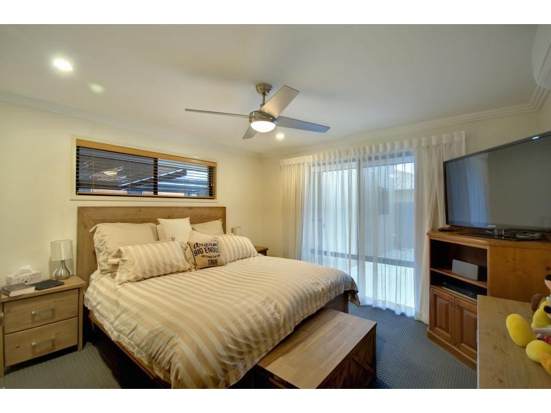 44 Sailfish Drive, Mountain Creek QLD 4557