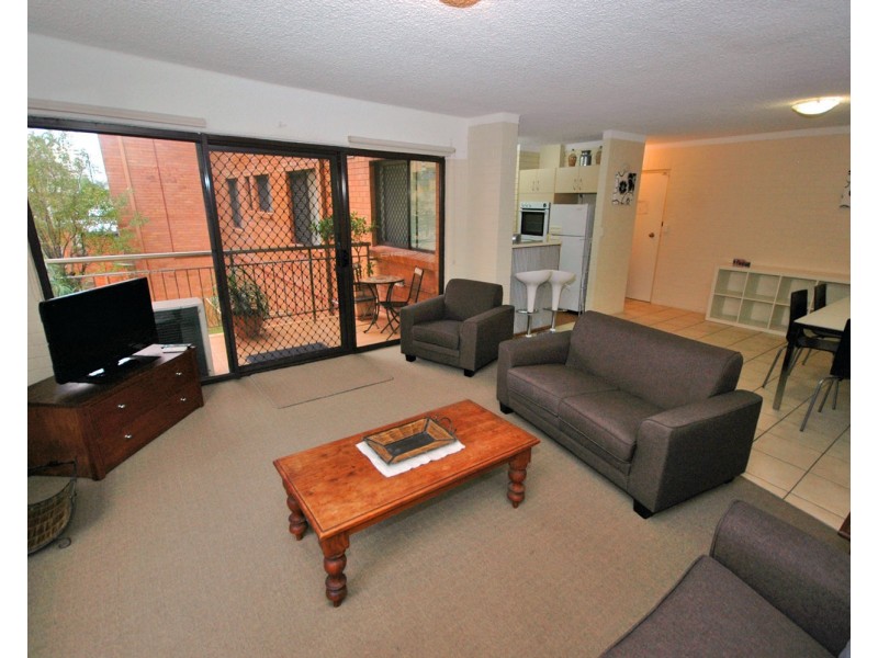 6/13 Burnett Street, Mooloolaba QLD 4557