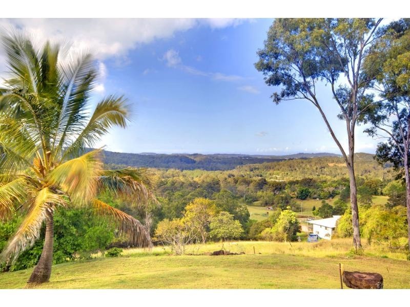 104 Simba Road, West Woombye QLD 4559