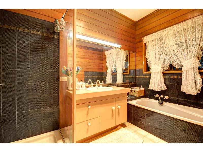 104 Simba Road, West Woombye QLD 4559