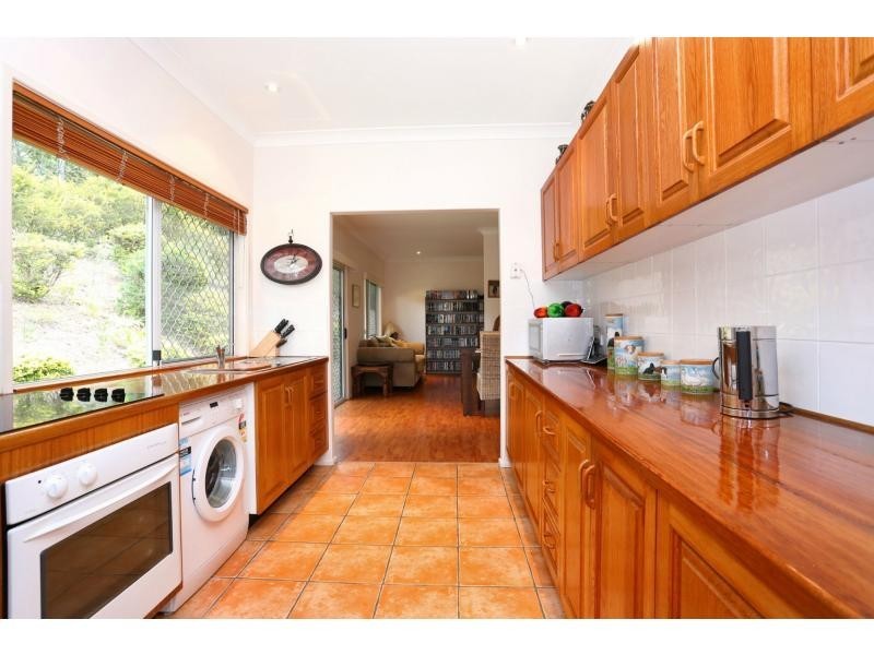 112 Simba Road, West Woombye QLD 4559