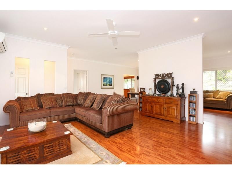 112 Simba Road, West Woombye QLD 4559