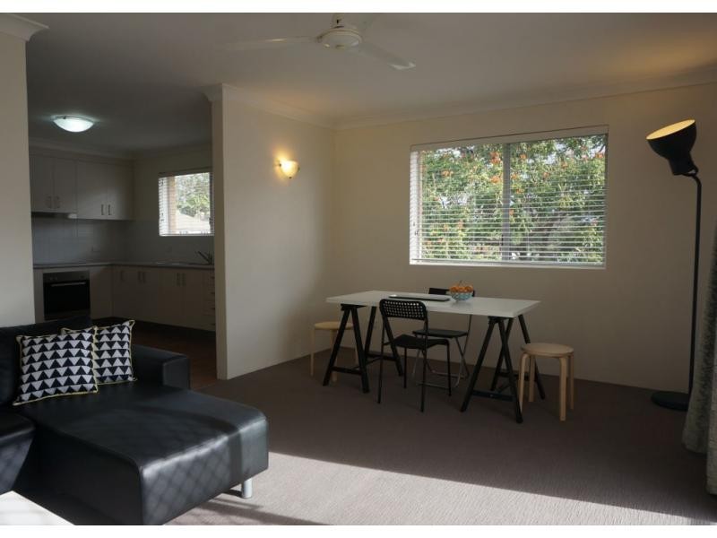 Unit 4/45 Cleveland Street, Greenslopes QLD 4120