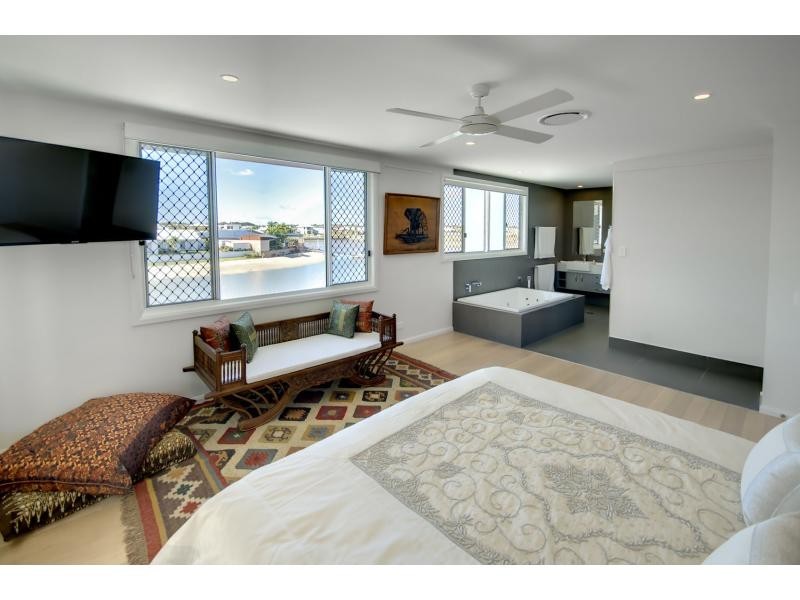 9 Great Keppel Crescent, Mountain Creek QLD 4557