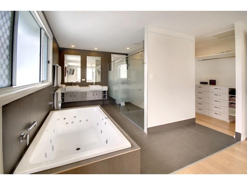 9 Great Keppel Crescent, Mountain Creek QLD 4557