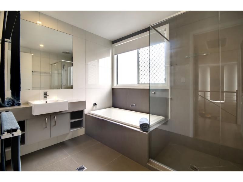 9 Great Keppel Crescent, Mountain Creek QLD 4557