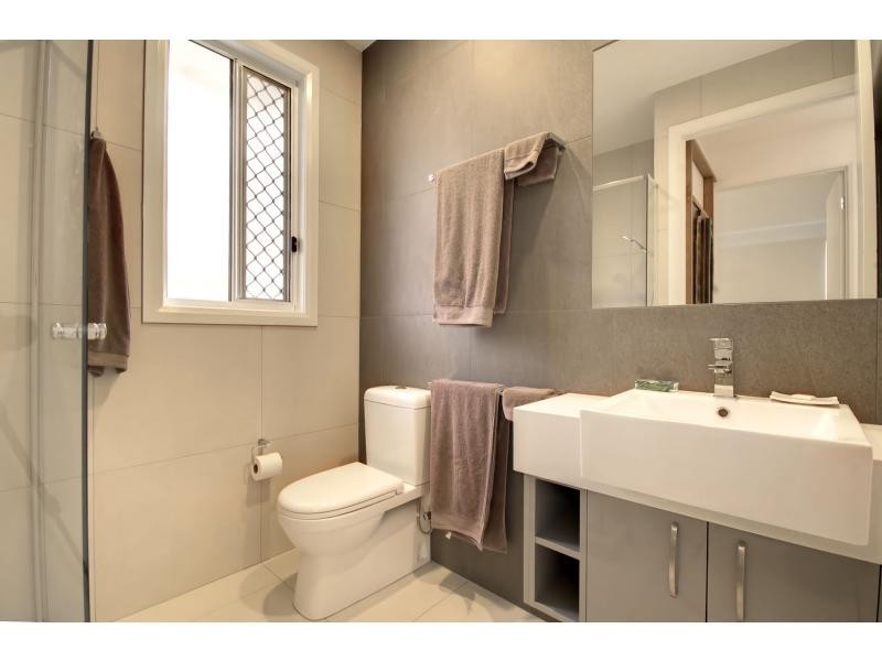 9 Great Keppel Crescent, Mountain Creek QLD 4557