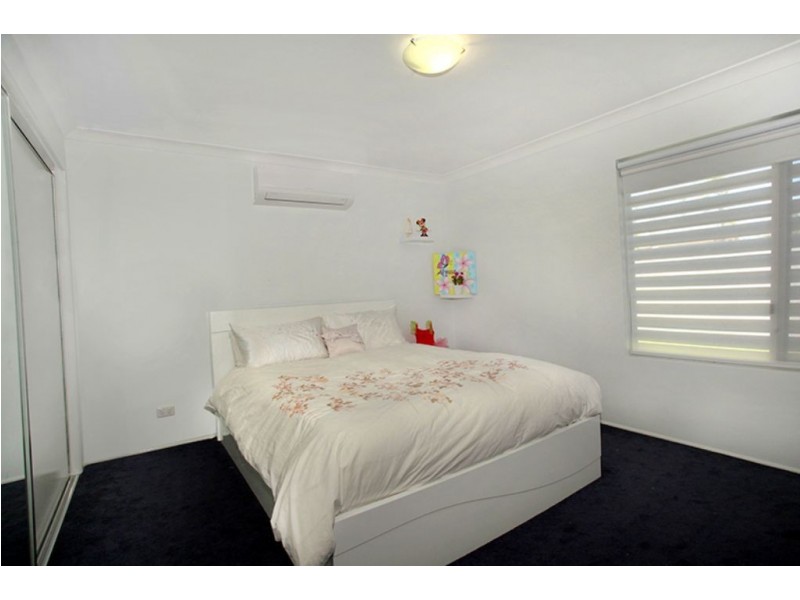 73 Nicklin Way, Warana QLD 4575