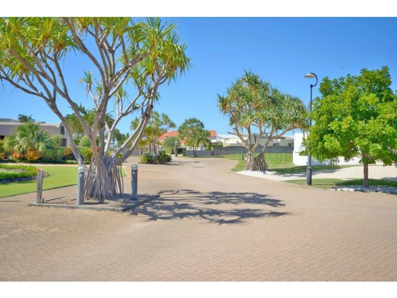 21 Minyama Island, Minyama QLD 4575