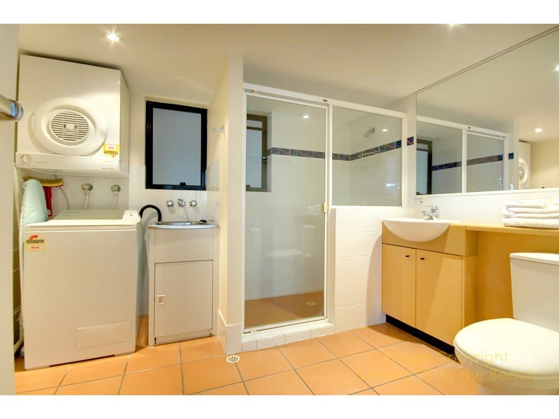 Unit 2/136-138 Alexandra Parade, Alexandra Headland QLD 4572