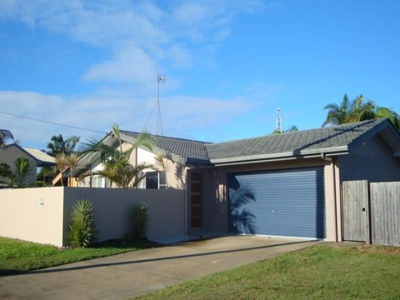 30 Malinya Drive, Buddina QLD 4575