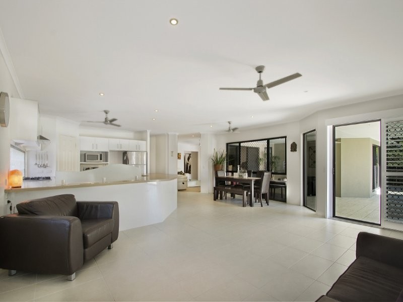 13 Leah Close, Buderim QLD 4556