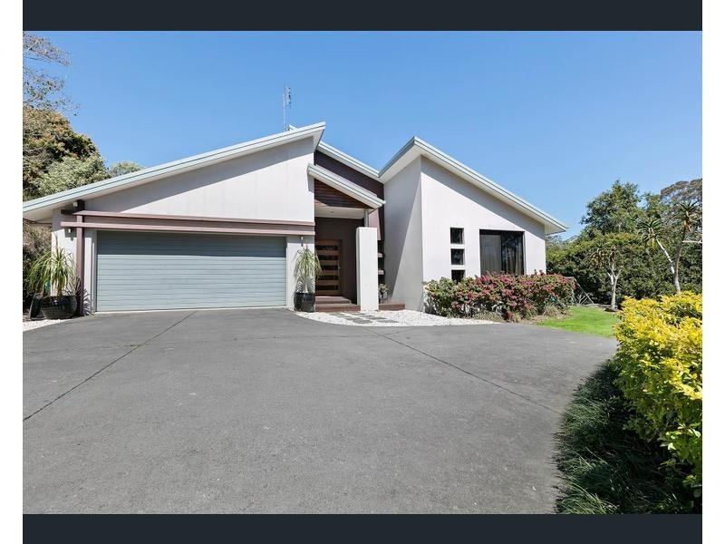 52 Mannikin Rd, Tanawha QLD 4556