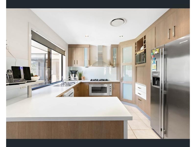 52 Mannikin Rd, Tanawha QLD 4556